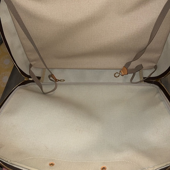 Louis Vuitton carry on duel sided! RETIRED - Picture 7 of 9